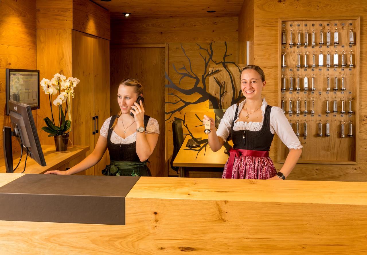 Hotel Waldhorn Кемптен Экстерьер фото